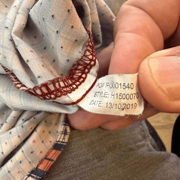 Huk Men's Performance Plaid Tide Point Button Up Fishing Shirt‎ Multicolor Large - Picture 2 of 6